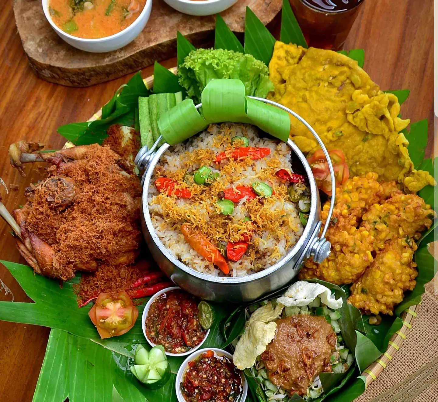 Warung Nasi Liwet Khas Ceurih Alue